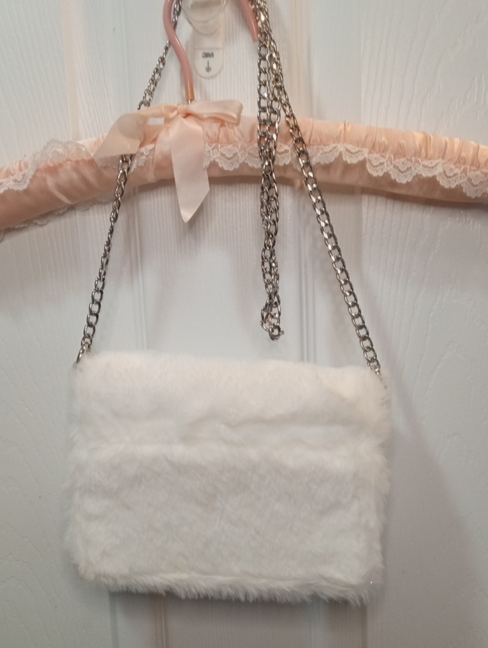 PLAYBOY PLUSH MINI BAG - Picture 7 of 11